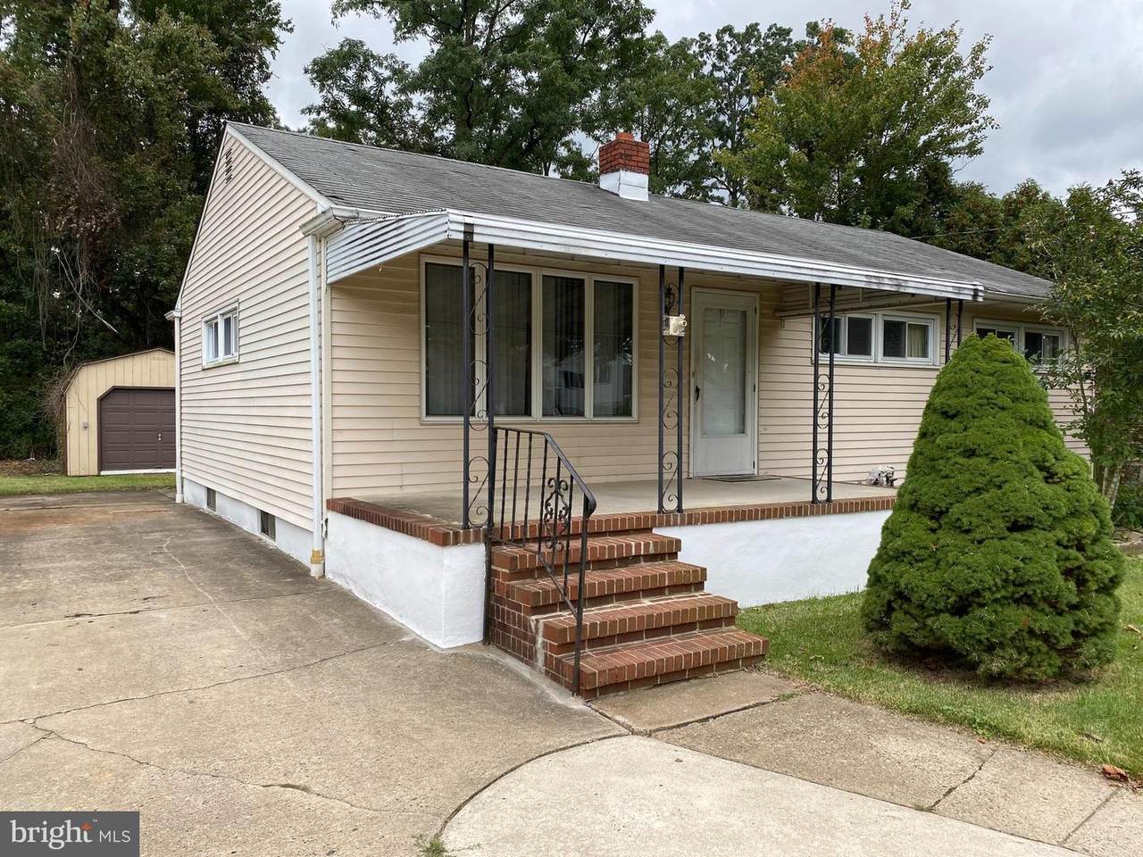 8 Yorktown - Photo 1