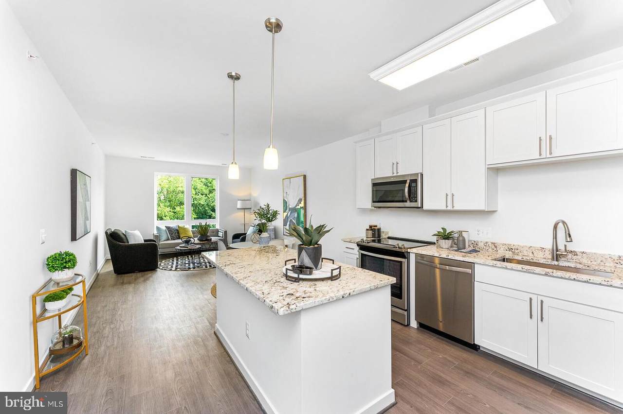 9430 Silver King Court - Photo 1