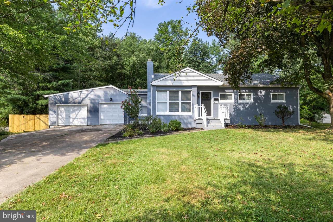 627 Devon Road - Photo 1