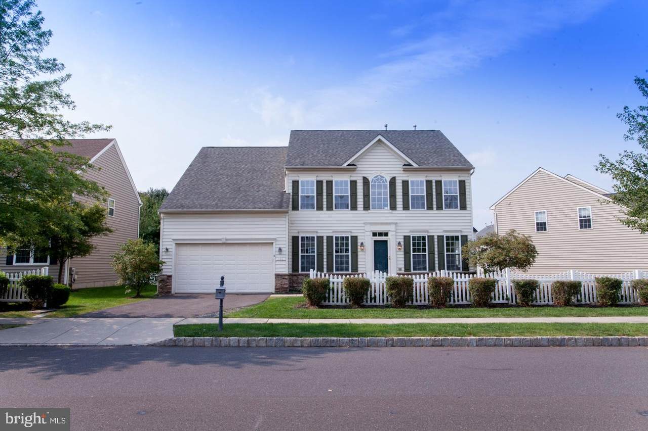 106 Overholt Drive - Photo 1