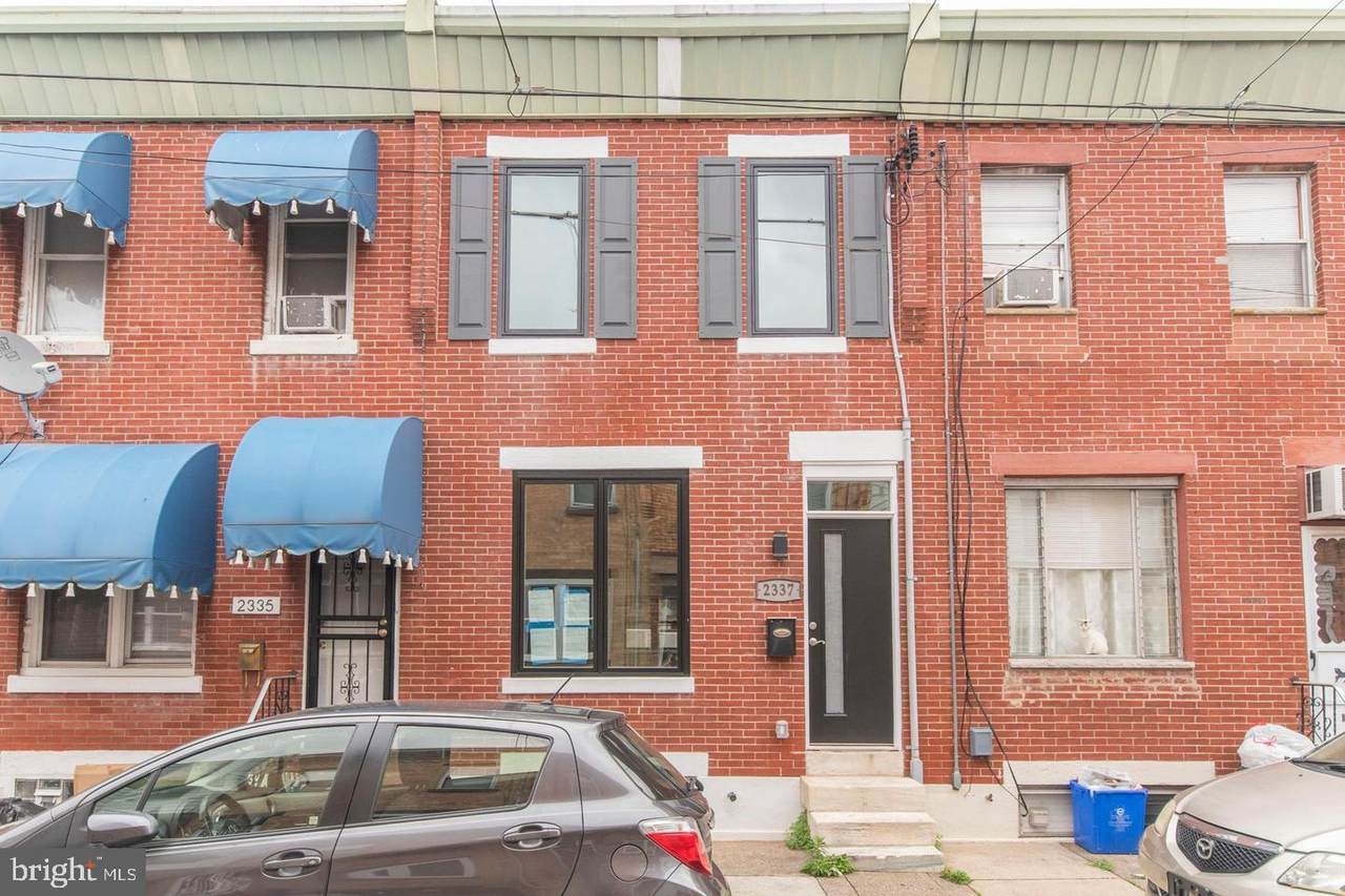 2337 Hutchinson Street - Photo 1