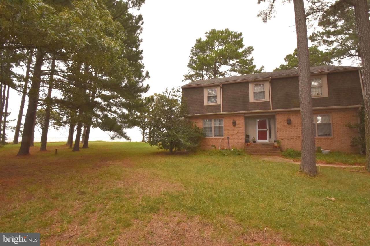 6213 Twin Point Road - Photo 1