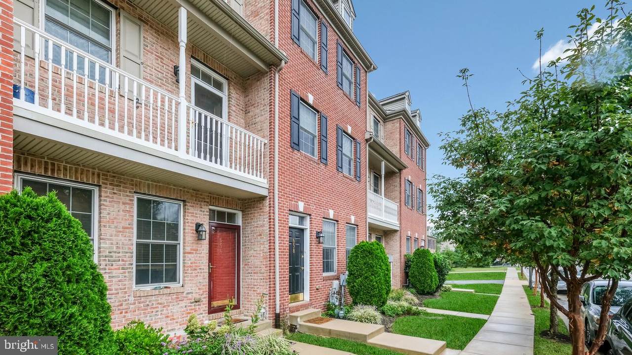 658 Keely Court - Photo 1