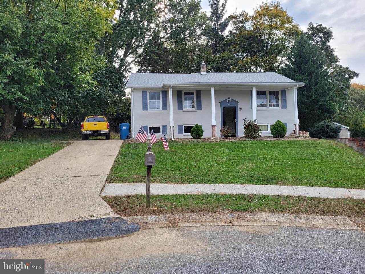 611 Tree Line Court - Photo 1