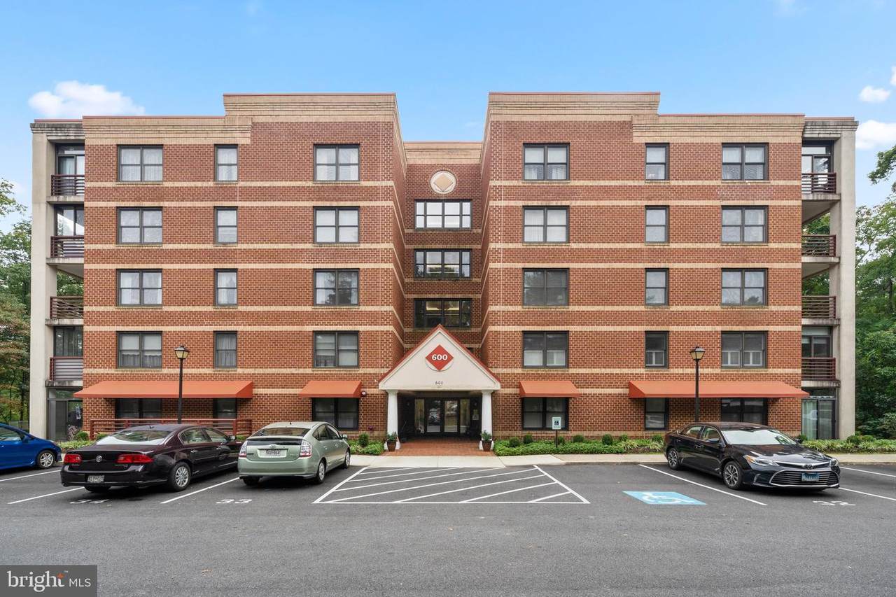 600 Mckinsey Park - Photo 1