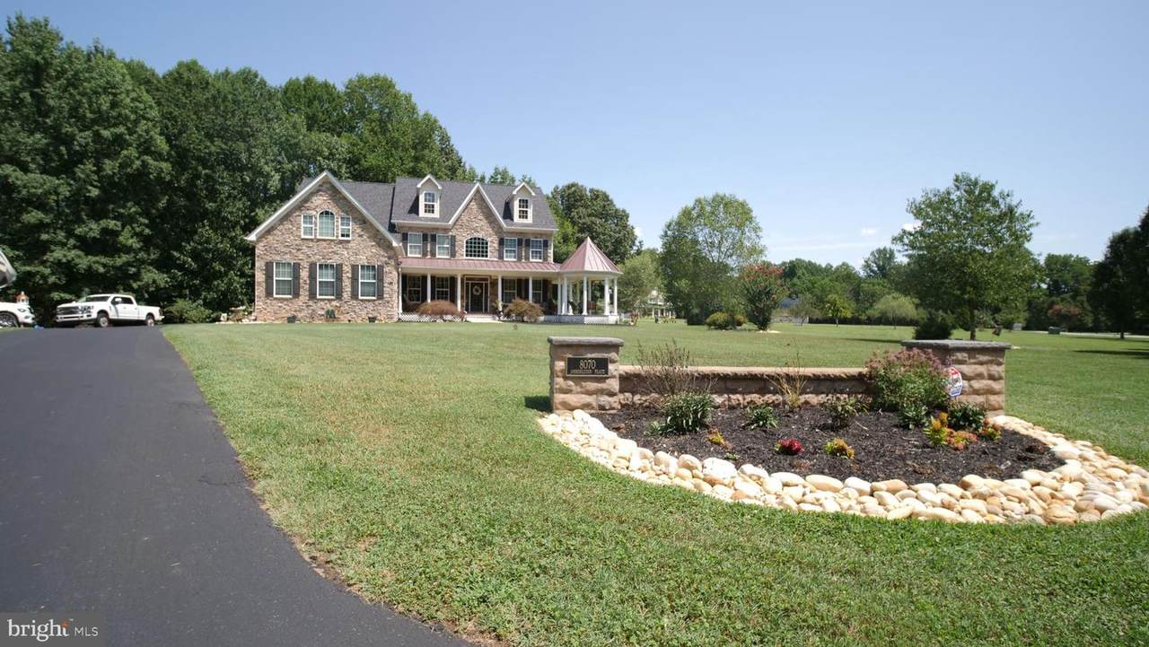 8070 Amberleigh Place - Photo 1
