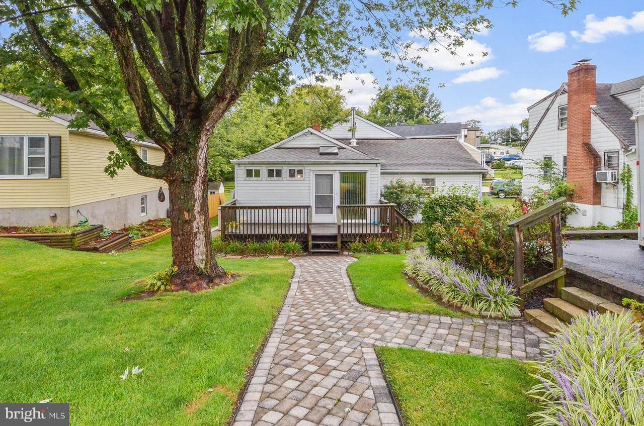 1429 Rosewick Avenue - Photo 1