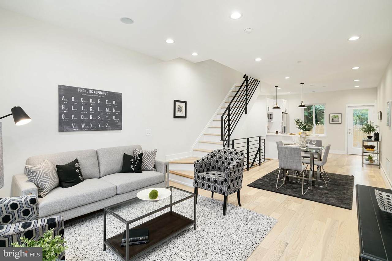 2221 5TH Street - Photo 1