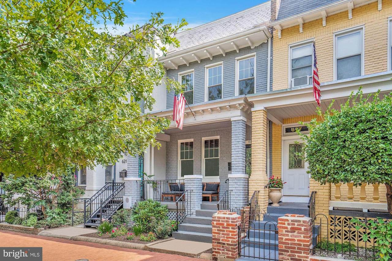 619 14TH Street - Photo 1
