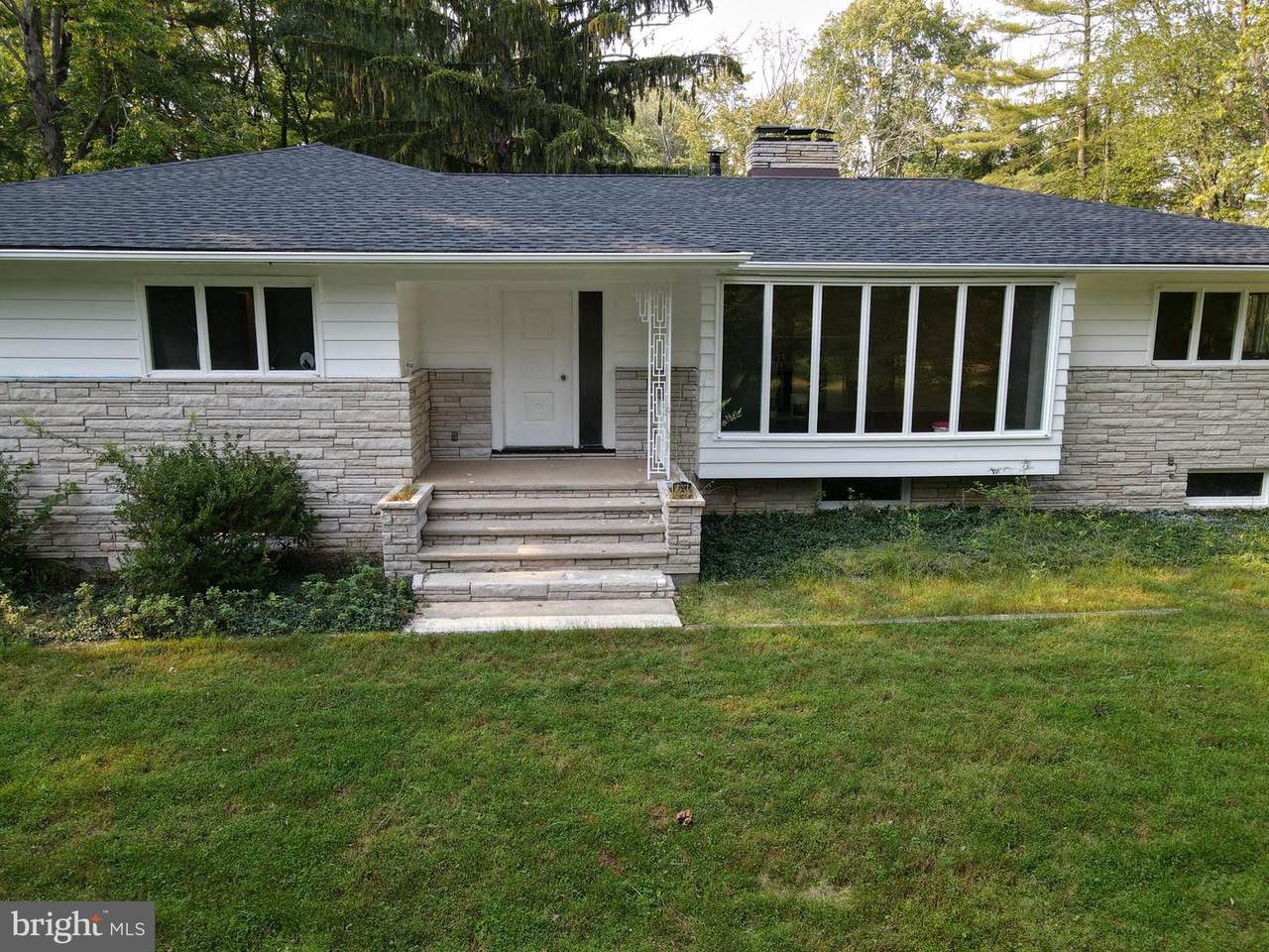 77 Bayberry - Photo 1