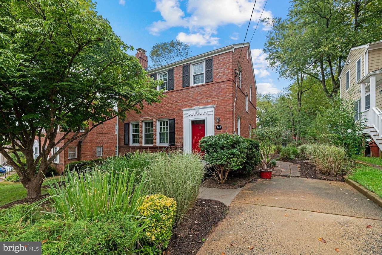943 Liberty Street - Photo 1