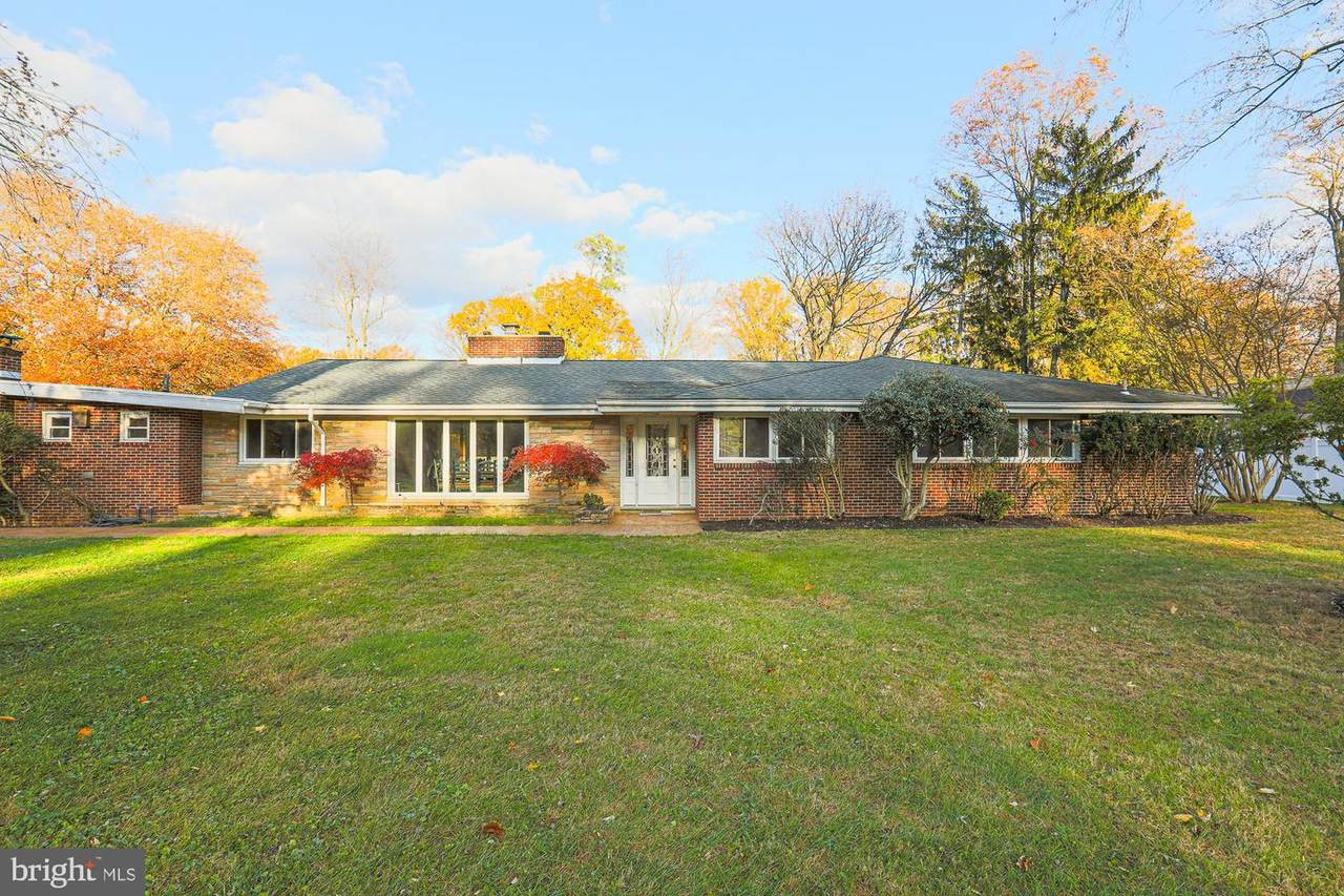 8205 Tama Court - Photo 1