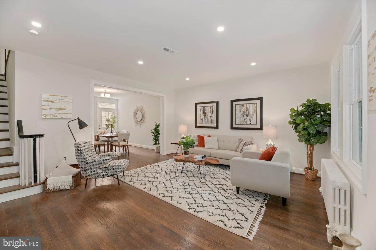 3836 Calvert Street - Photo 1