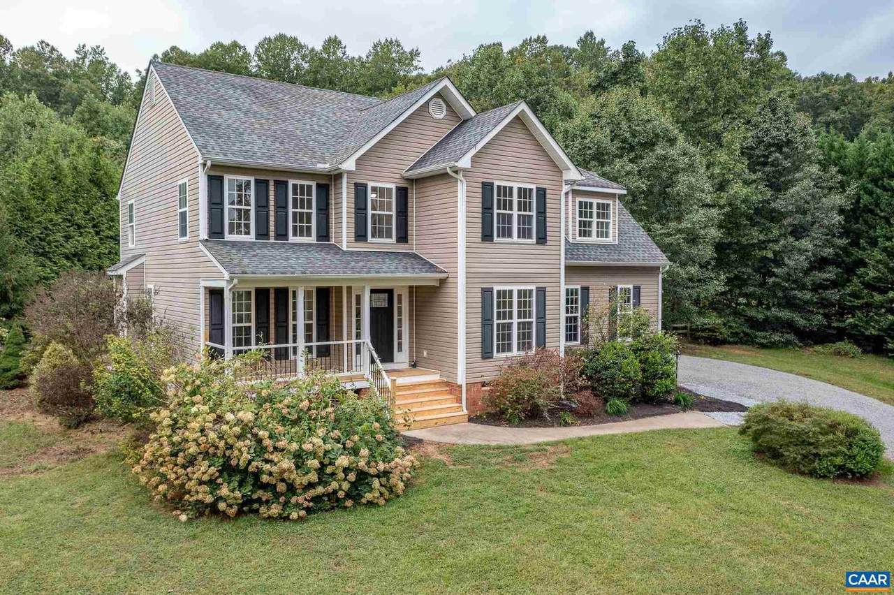 421 Southridge Dr - Photo 1