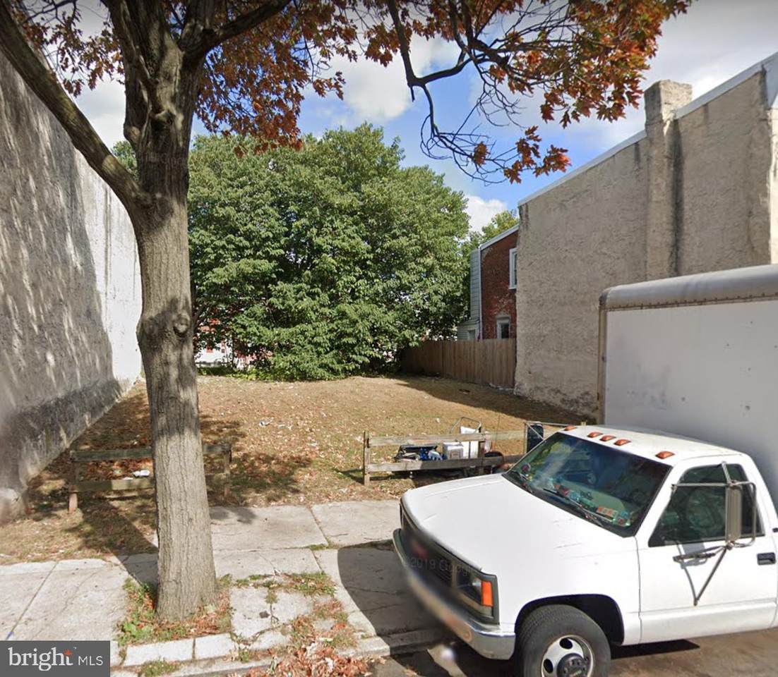 2623 Reed Street - Photo 1