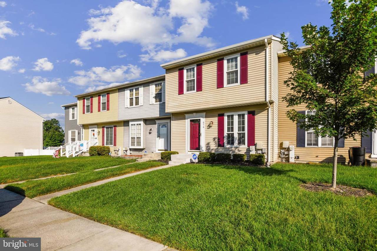 676 Paddle Wheel Court - Photo 1