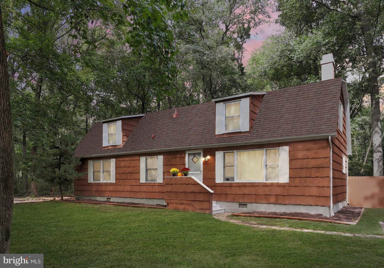 6133 Newton Way - Photo 1