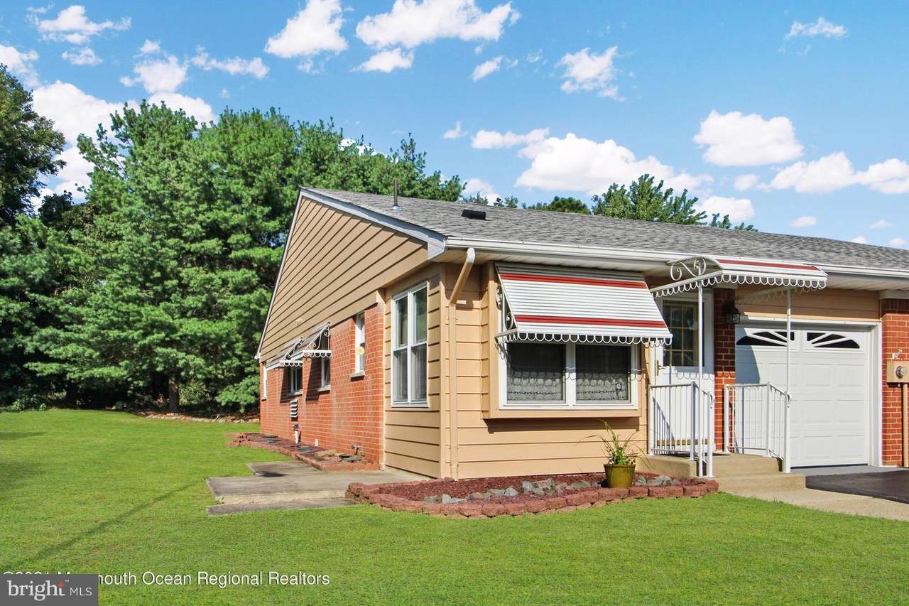 27A Independence Pkwy - Photo 1
