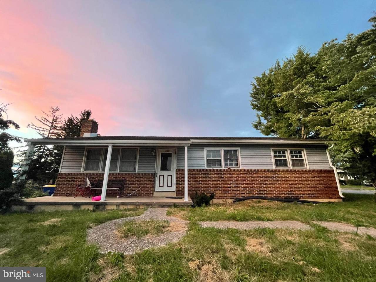 600 Oberlin Street - Photo 1