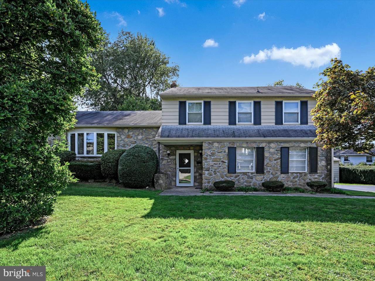 412 Hill Road - Photo 1