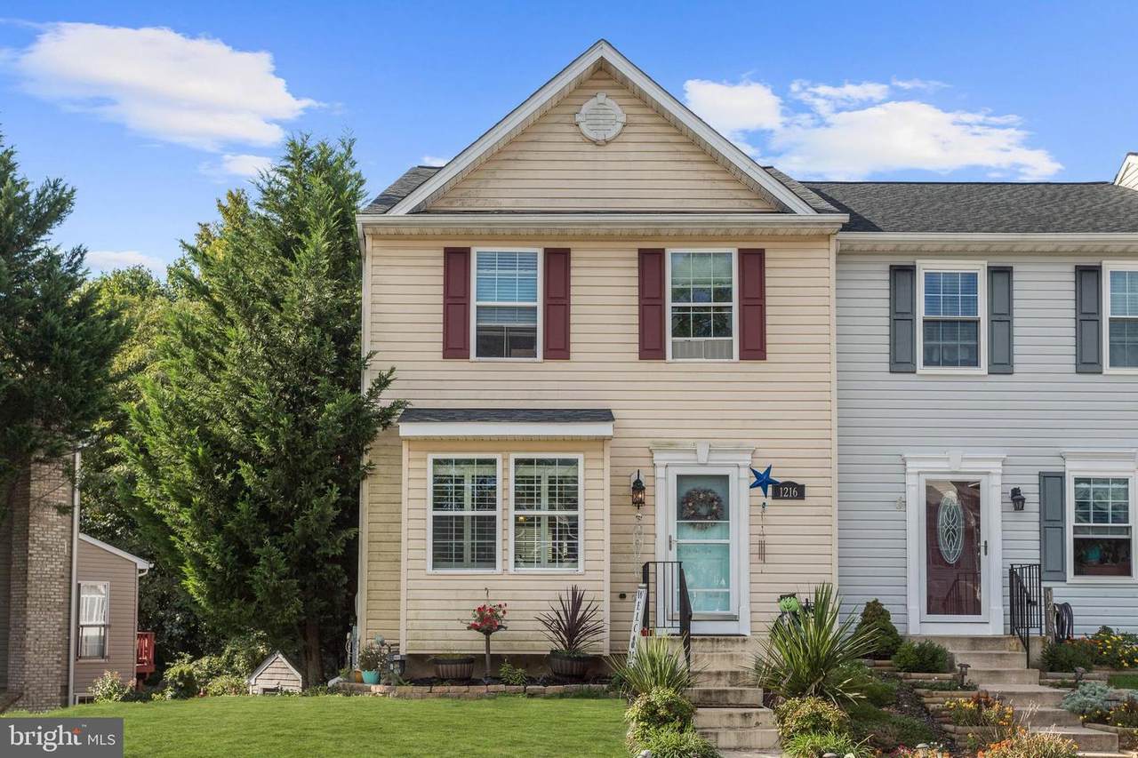 1216 Splashing Brook Drive - Photo 1