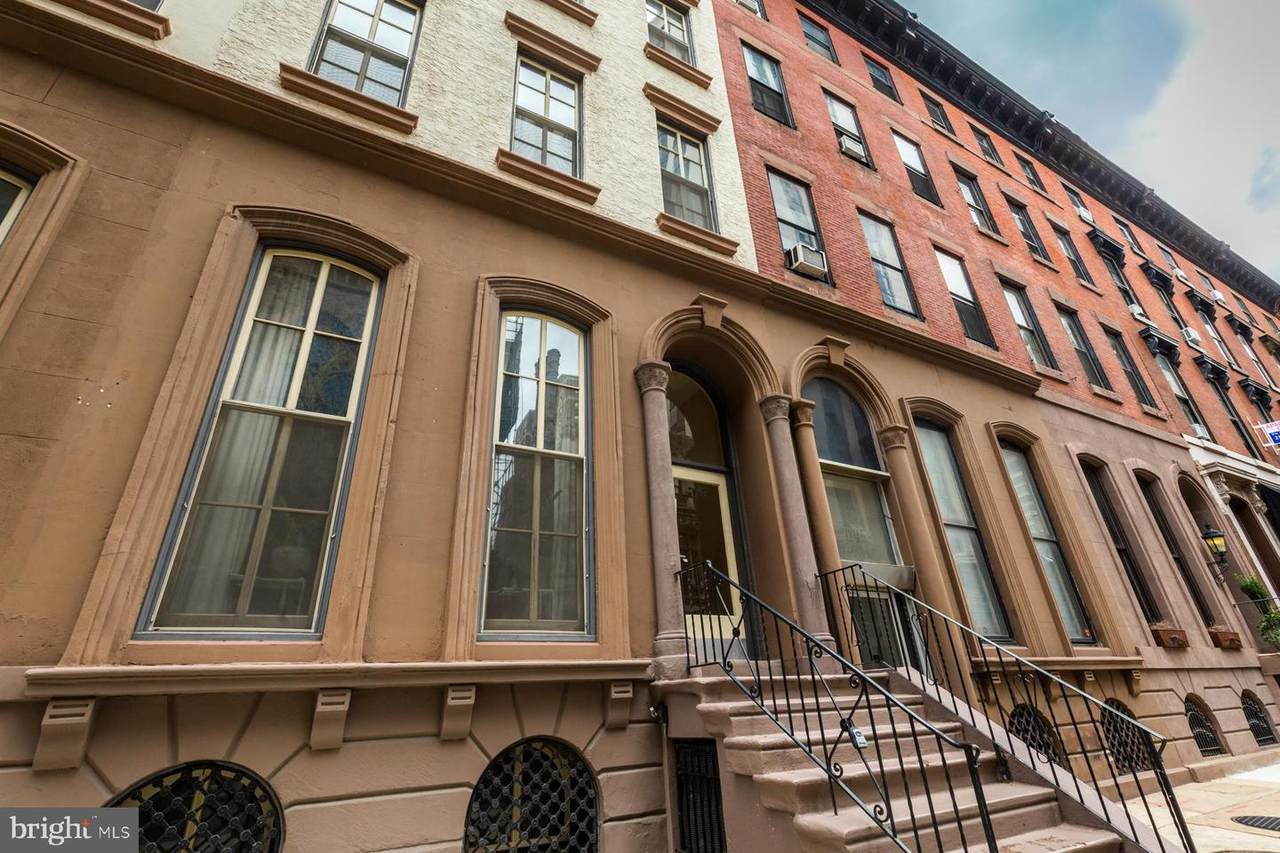 2047 Walnut Street - Photo 1