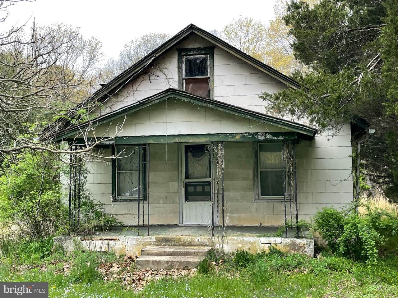 2297 Stanton Avenue - Photo 1