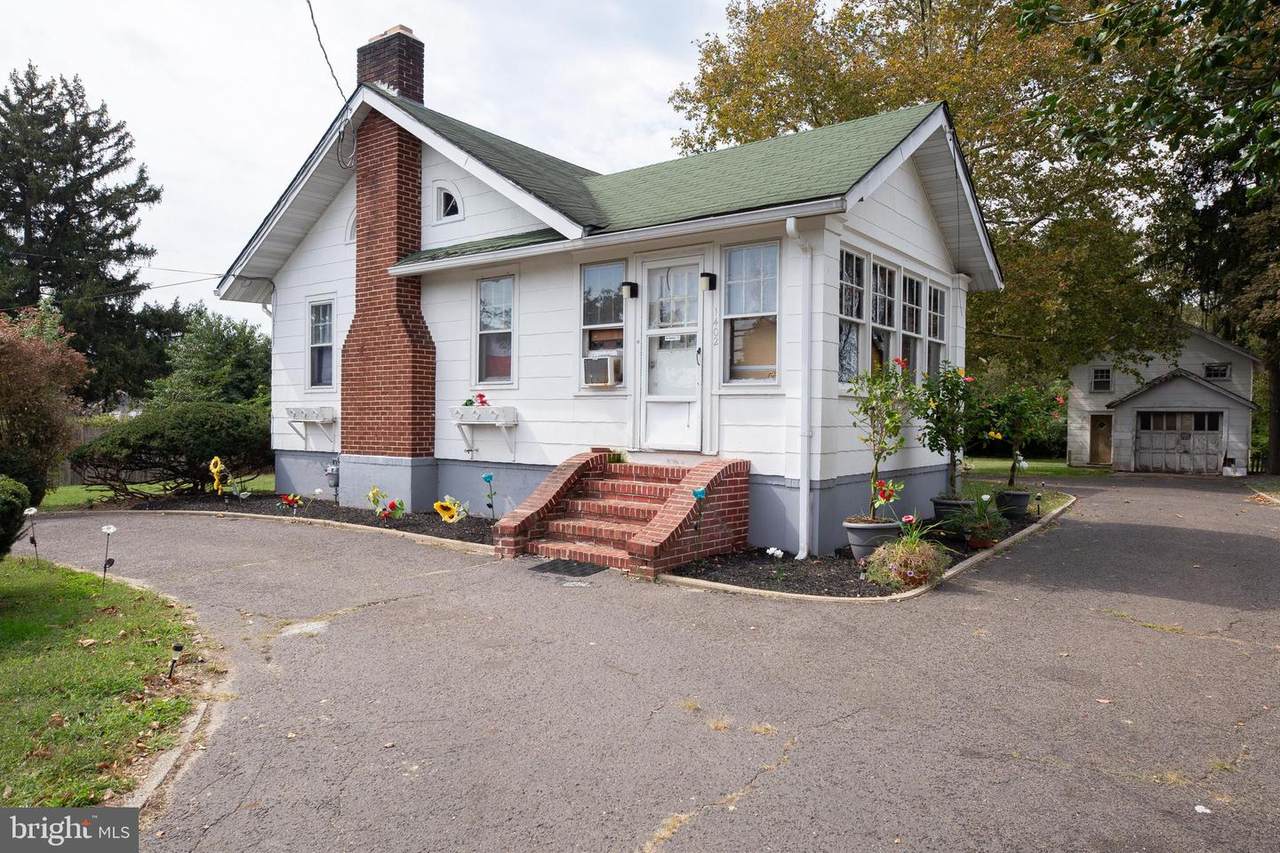1402 Delsea Drive - Photo 1
