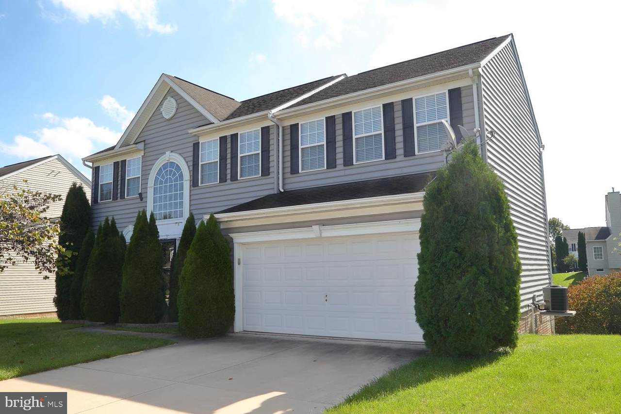 1110 Stone Gate Drive - Photo 1