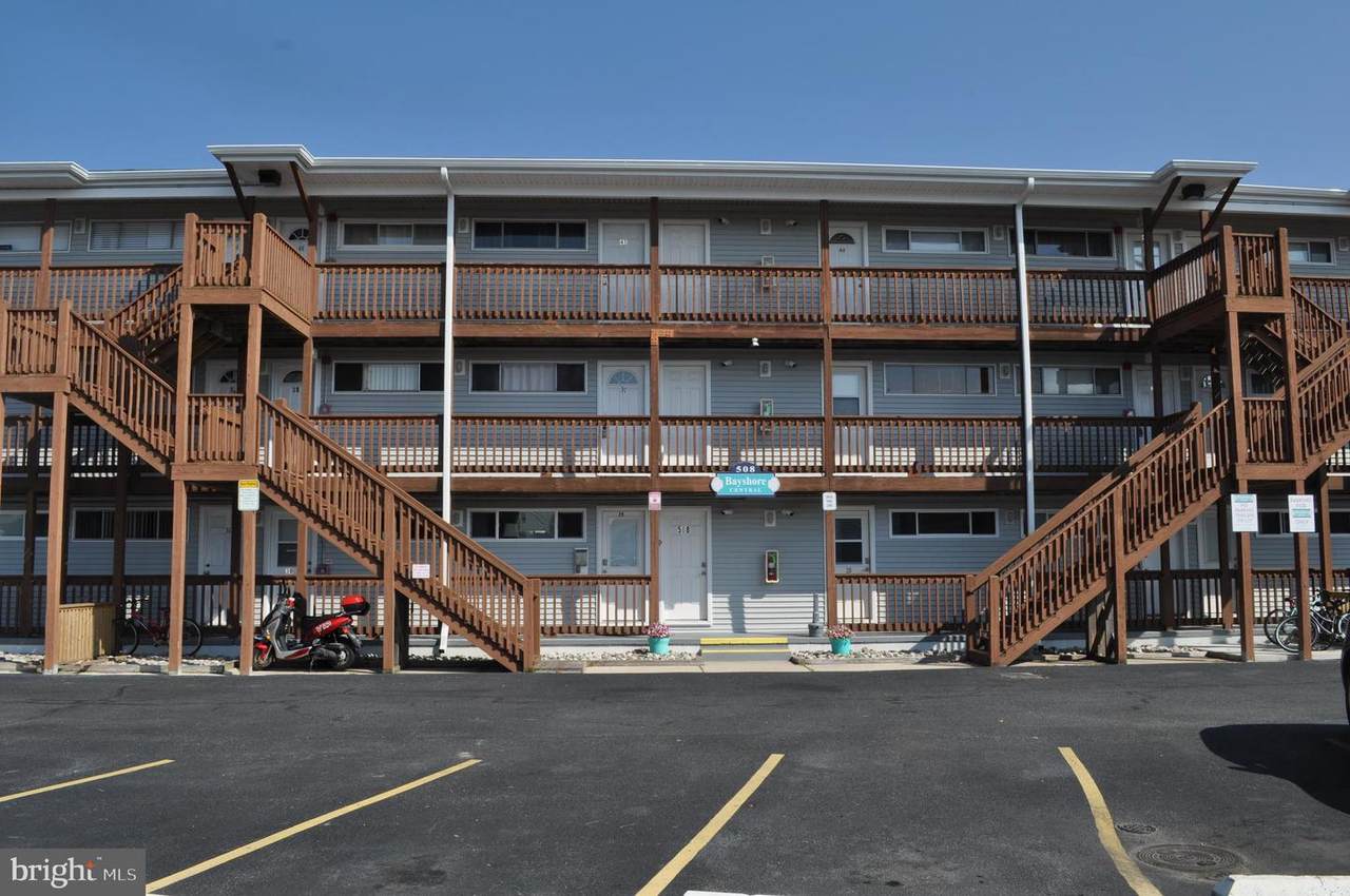 508 Robin Drive - Photo 1