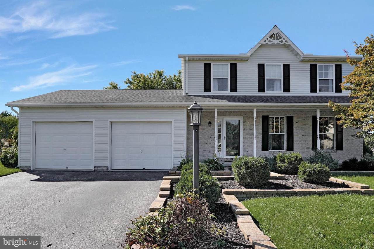 7 Fieldcrest Drive - Photo 1