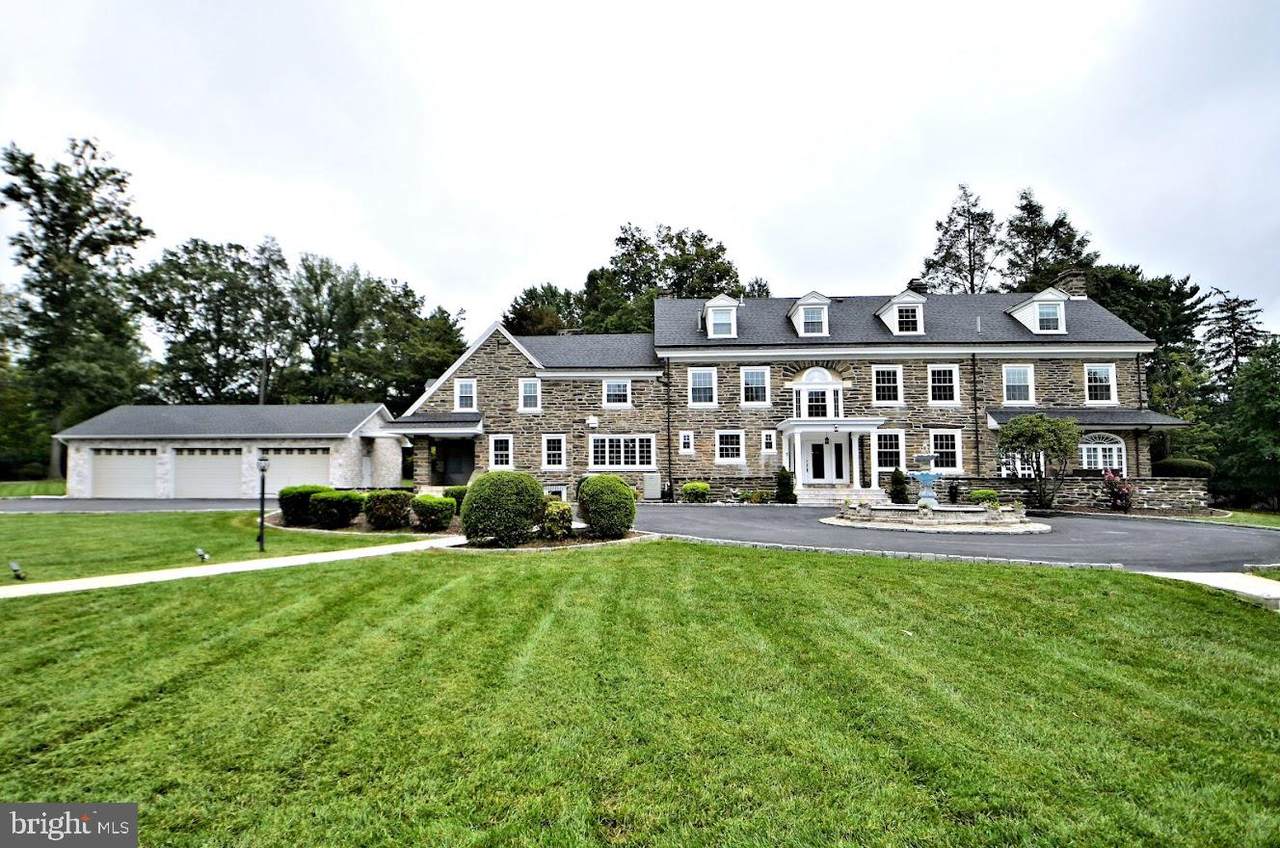 1536 Hampton - Photo 1