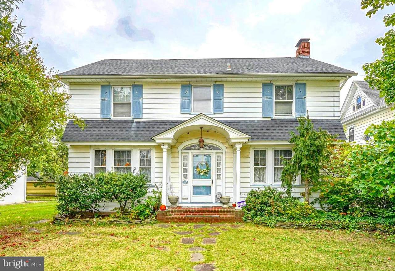 242 Broad Street - Photo 1
