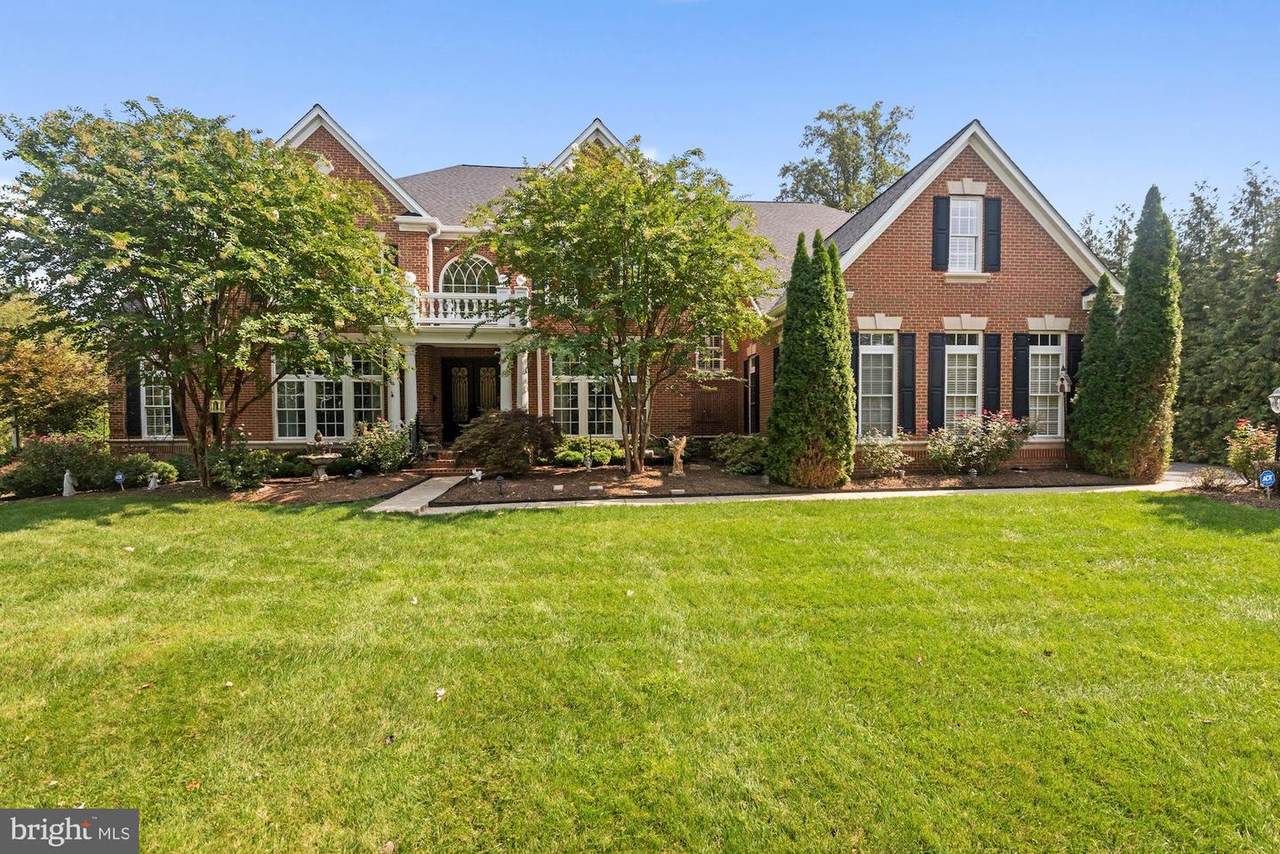 1361 Hardison - Photo 1