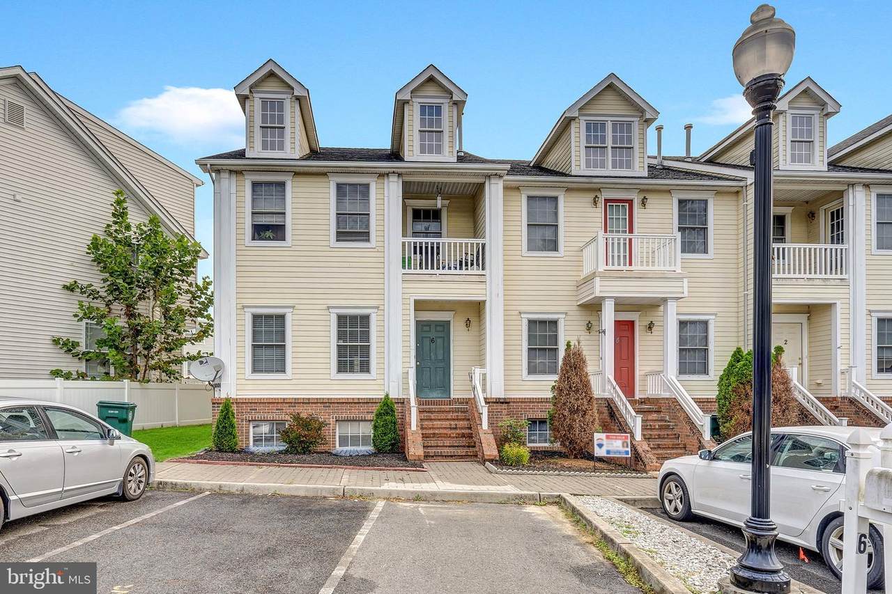 6 Hollyville Place - Photo 1