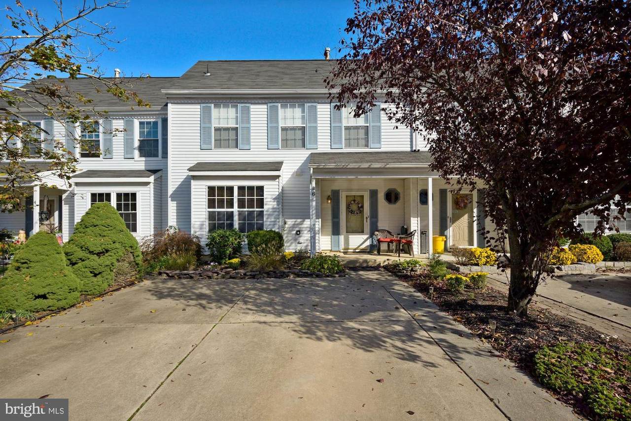 6 Jamie Court - Photo 1