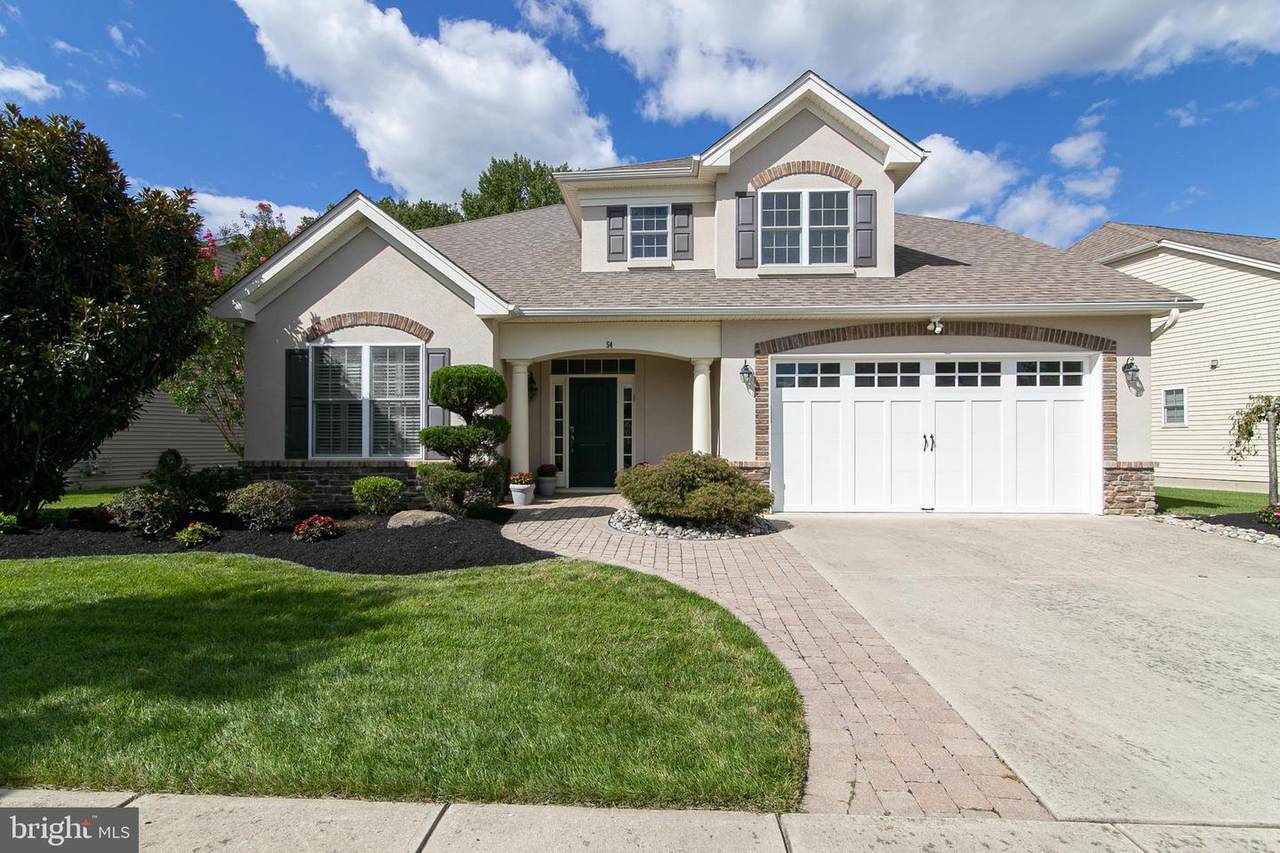54 Moorlinch Boulevard - Photo 1