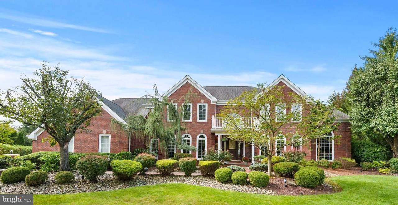11 Sapphire Drive - Photo 1