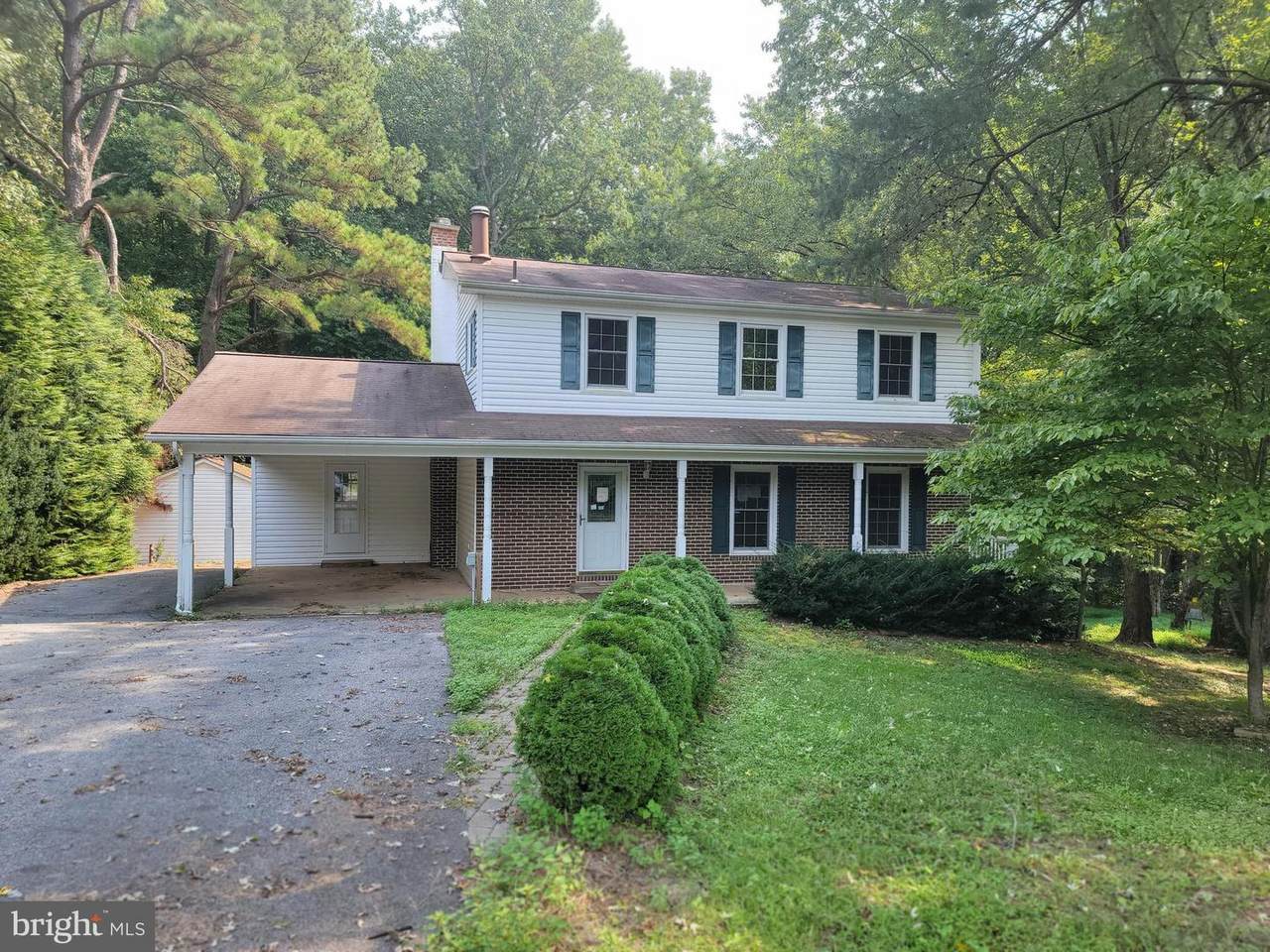 30020 Tomahawk Court - Photo 1