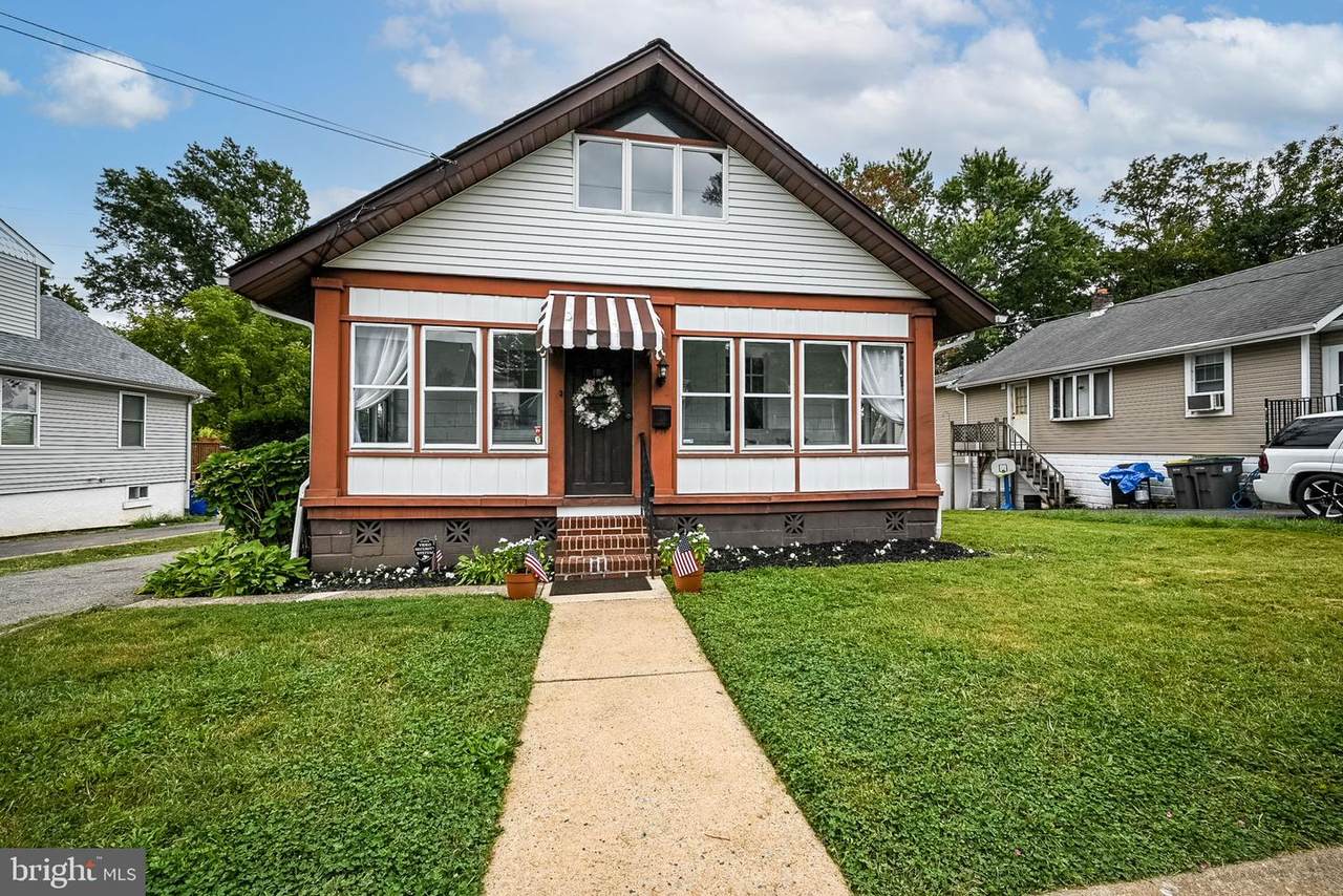 18 Colonial Avenue - Photo 1