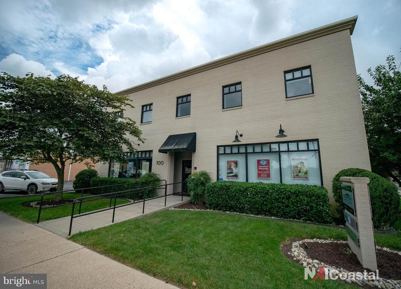 700 Main Street - Photo 1