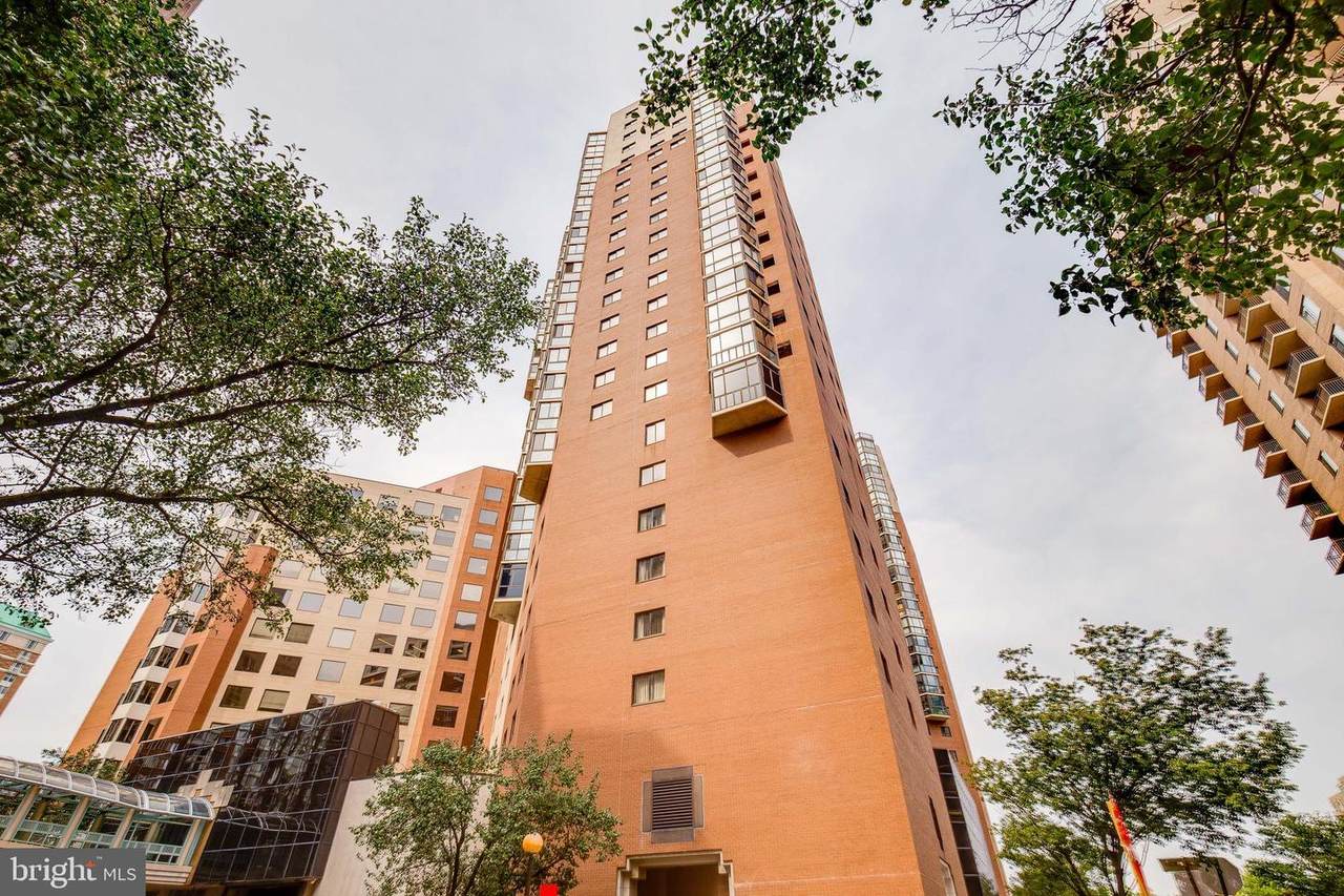 900 Stafford Street - Photo 1