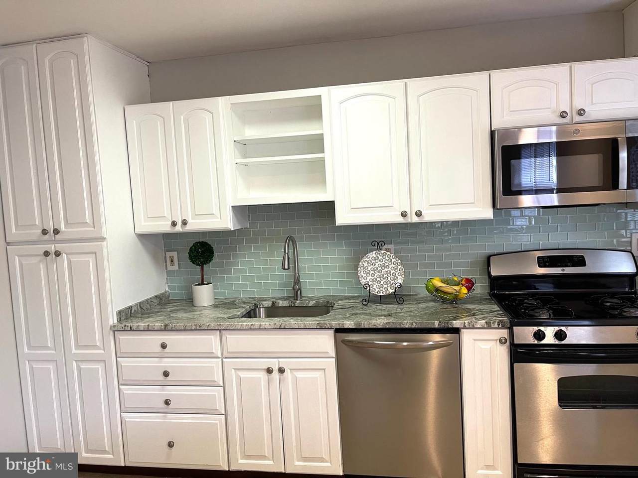 5630 Leiden Road - Photo 1