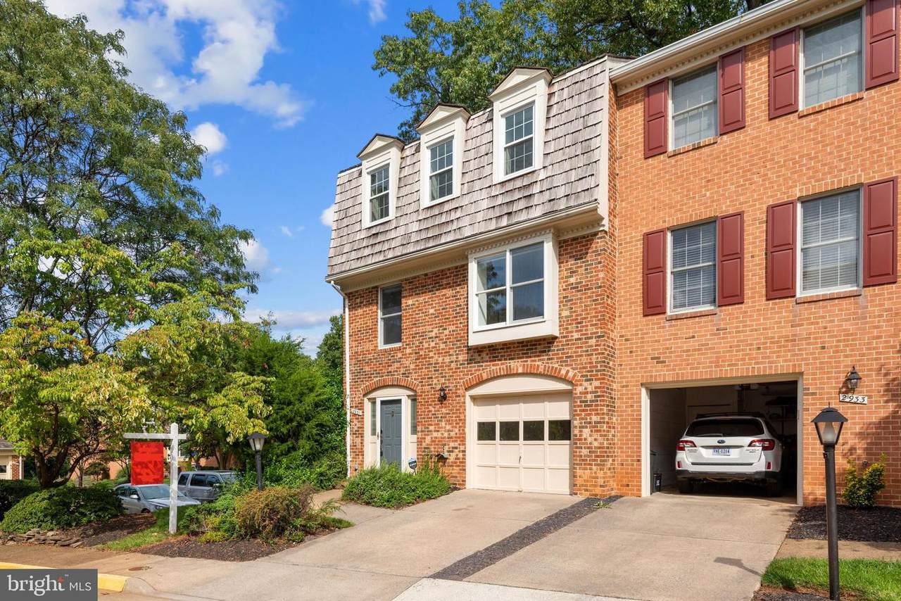 2931 Oakborough Square - Photo 1