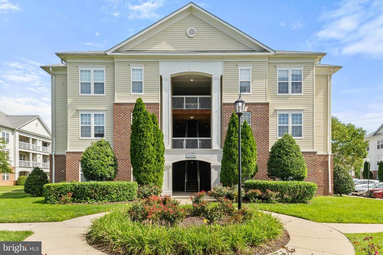 42496 Mayflower Terrace - Photo 1