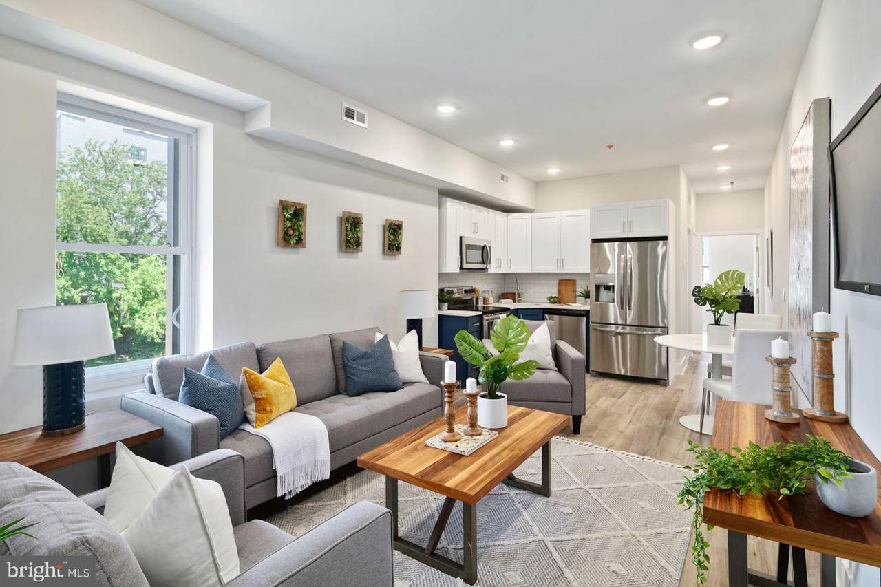 1535 6TH Street - Photo 1