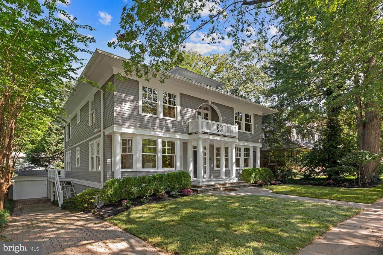 3921 Huntington Street - Photo 1
