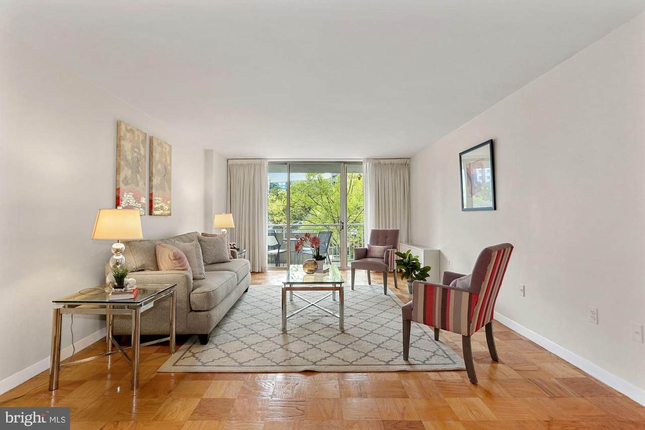3001 Veazey Terrace - Photo 1