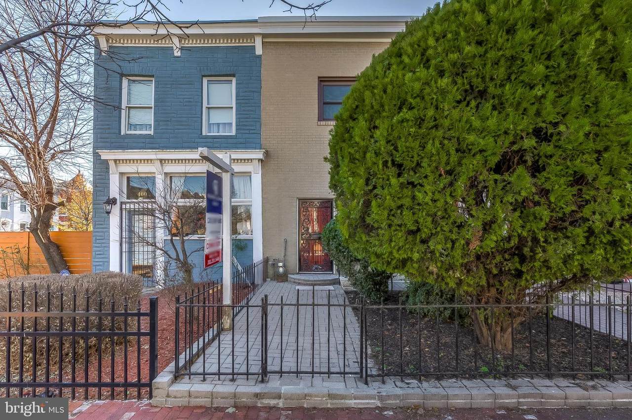 402 R Street - Photo 1