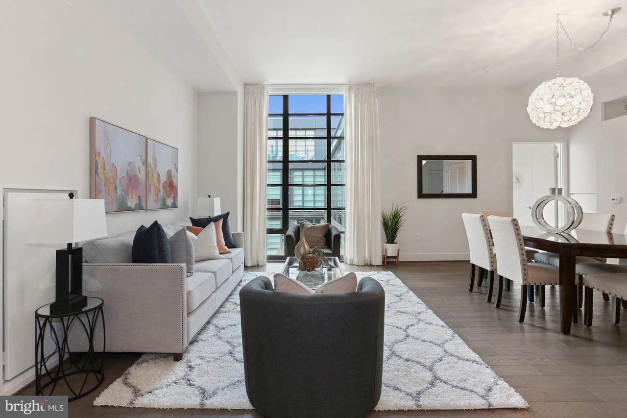 45 Sutton Square - Photo 1